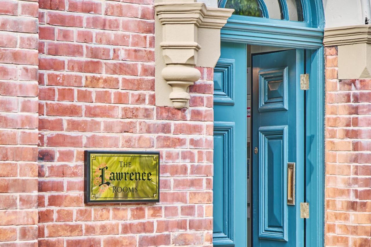 The Lawrence Londonderry Exterior foto