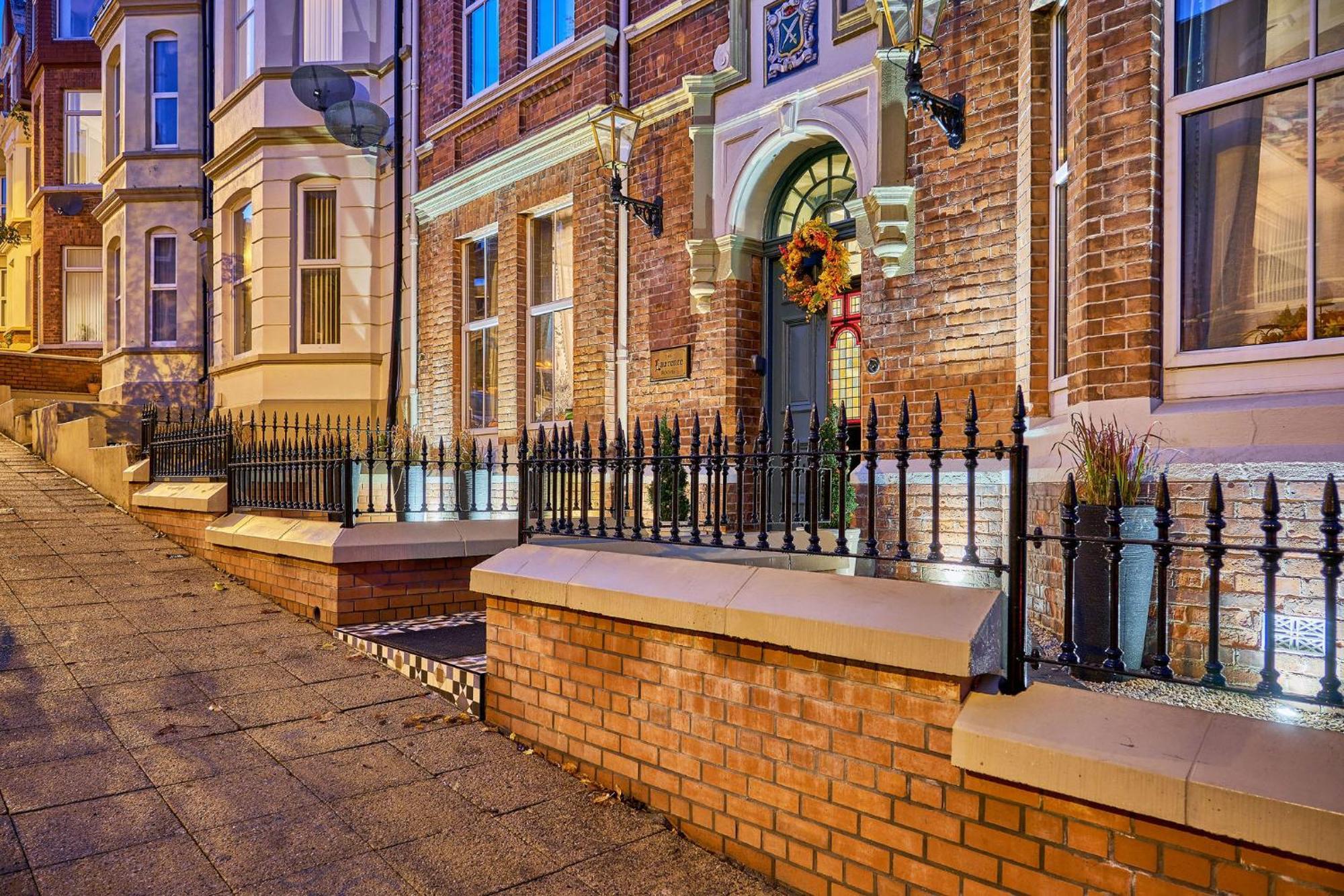 The Lawrence Londonderry Exterior foto